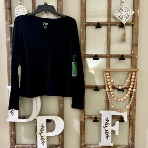 Terra & Sky Black Long Sleeve V-Neck Tee